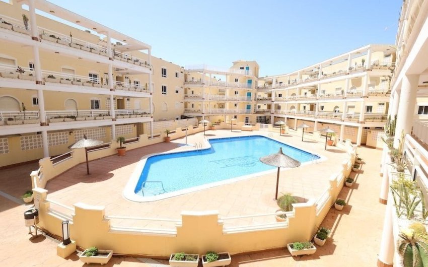Revente - Apartment -
Orihuela Costa - Costa Blanca