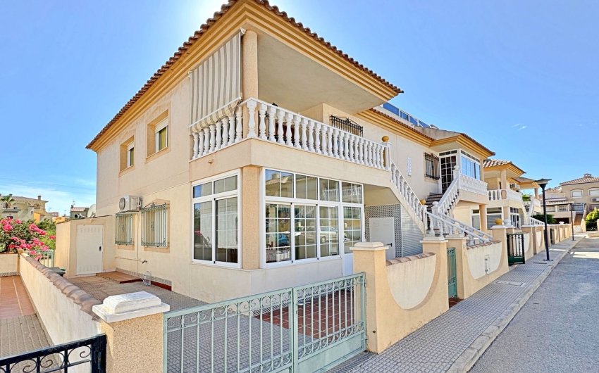 Revente - Apartment -
Orihuela Costa - Costa Blanca