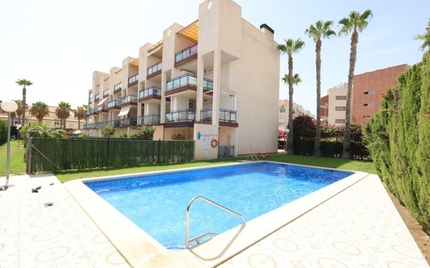 Revente - Apartment -
Orihuela Costa - Costa Blanca
