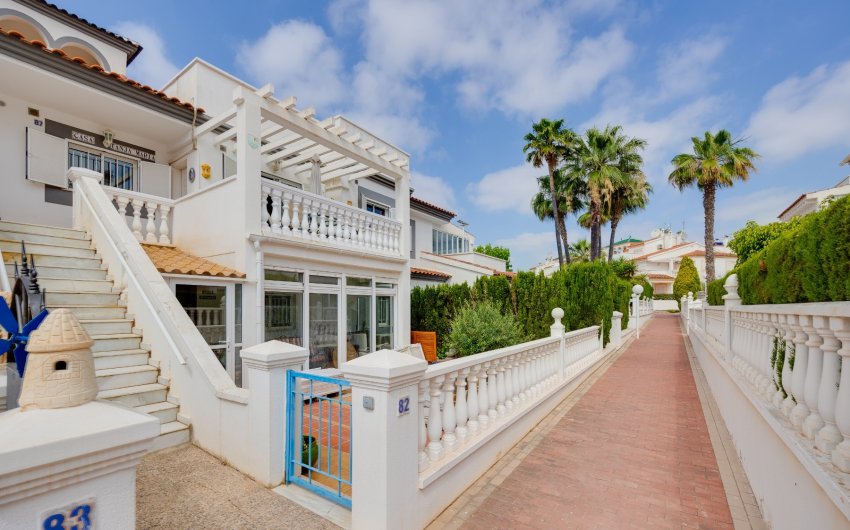 Revente - Apartment -
Orihuela Costa - Costa Blanca