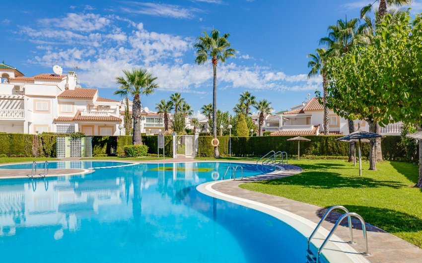 Revente - Apartment -
Orihuela Costa - Costa Blanca