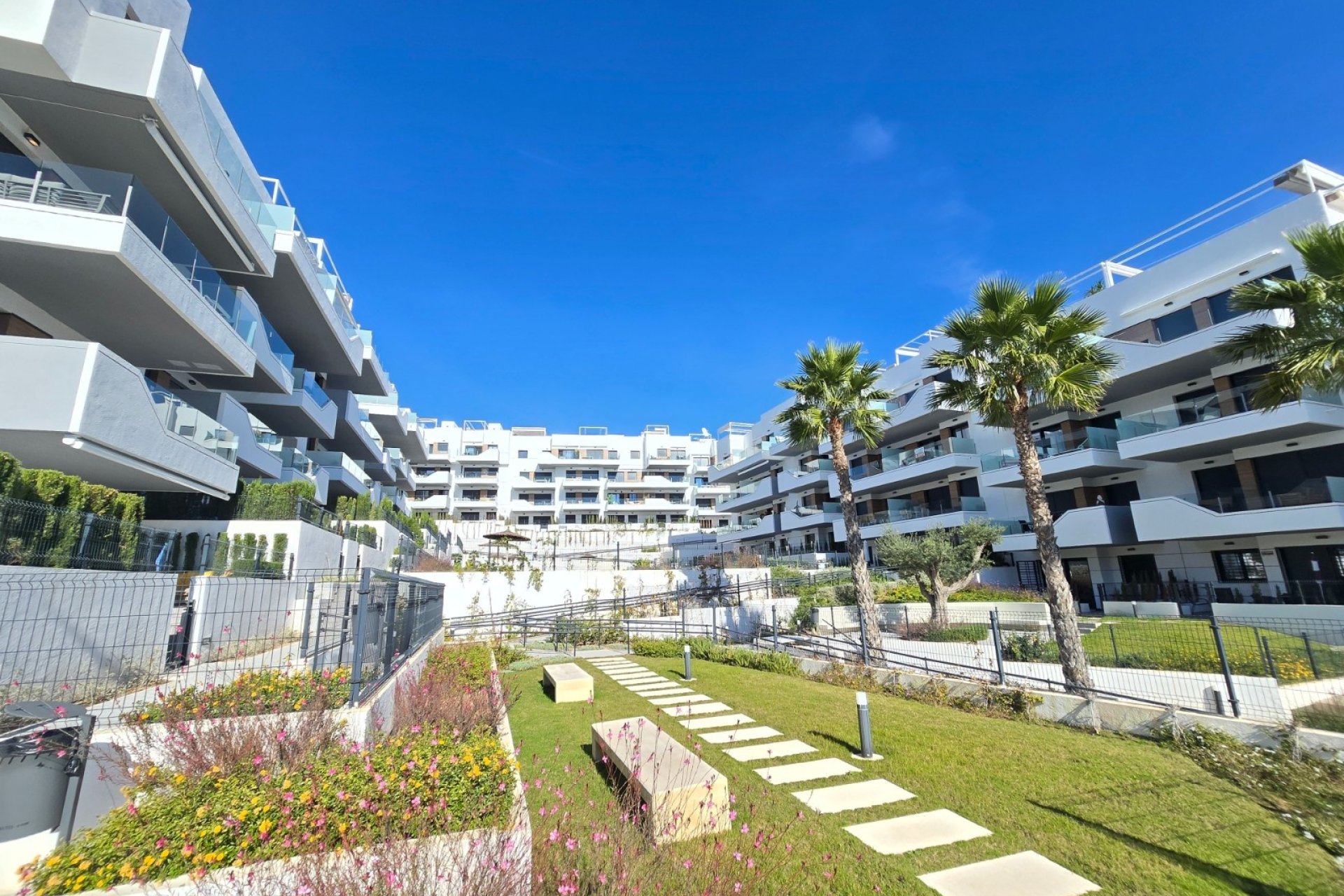 Revente - Apartment -
Orihuela Costa - Costa Blanca