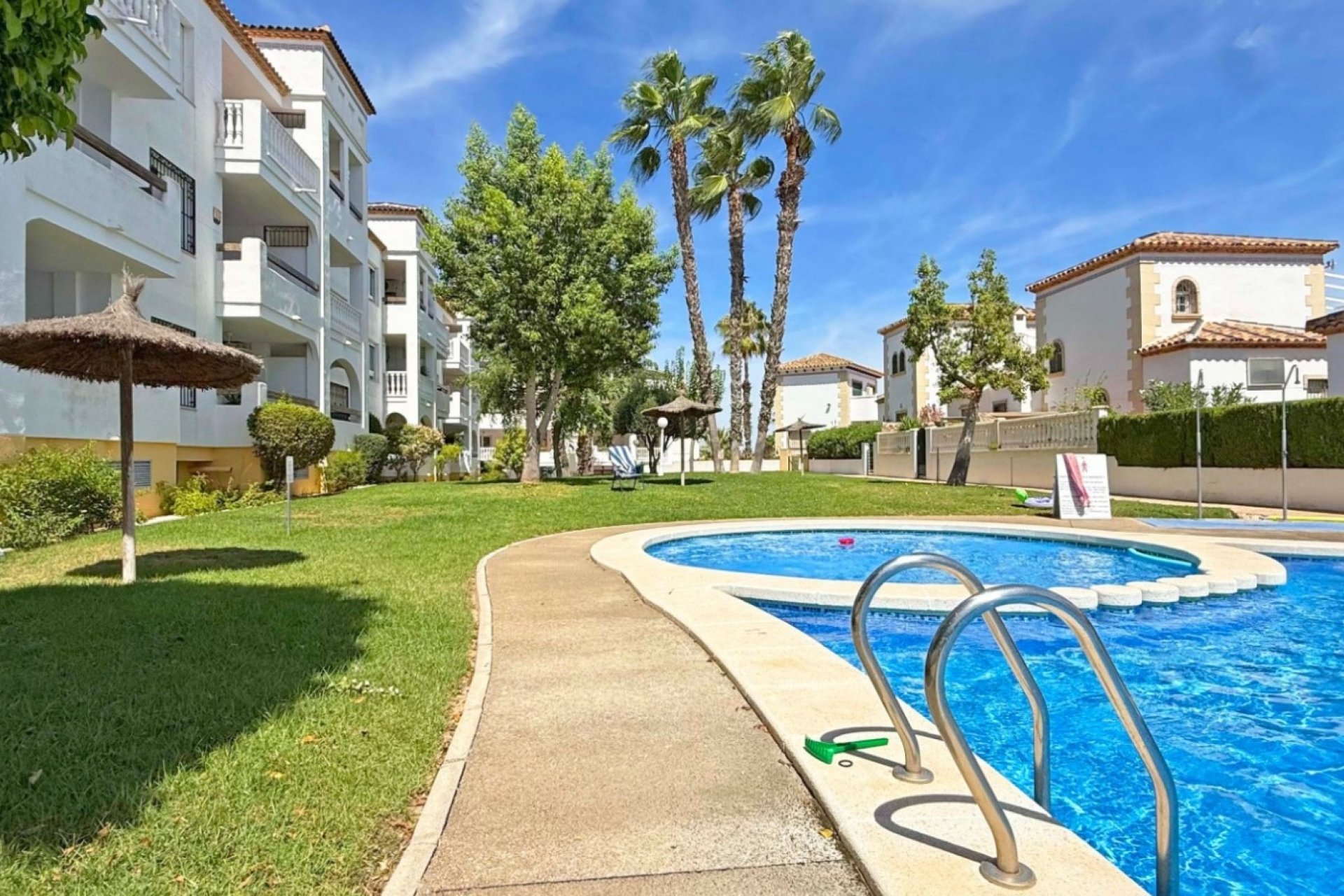 Revente - Apartment -
Orihuela Costa - Costa Blanca