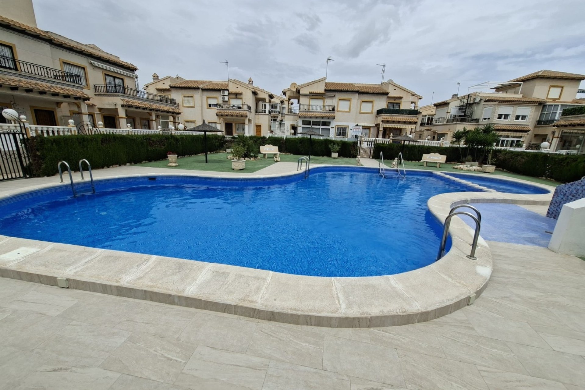 Revente - Apartment -
Orihuela Costa - Costa Blanca
