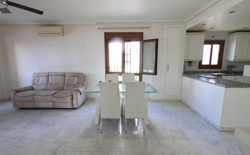 Revente - Apartment -
Orihuela Costa - Costa Blanca