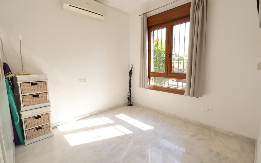 Revente - Apartment -
Orihuela Costa - Costa Blanca