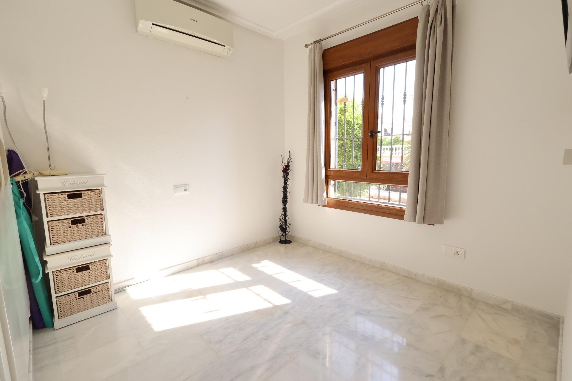 Revente - Apartment -
Orihuela Costa - Costa Blanca