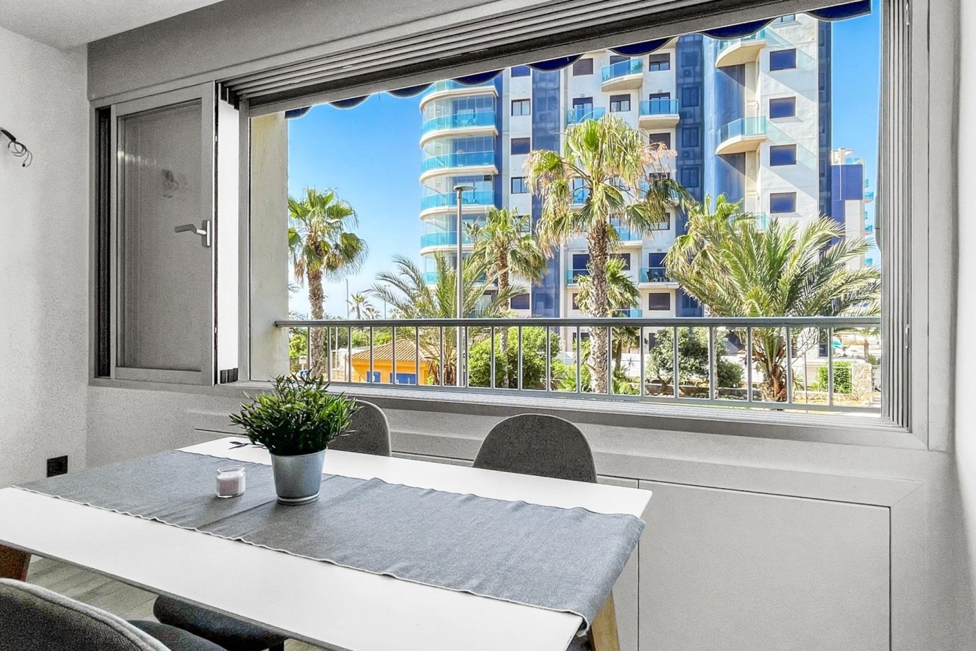Revente - Apartment -
Orihuela Costa - Costa Blanca