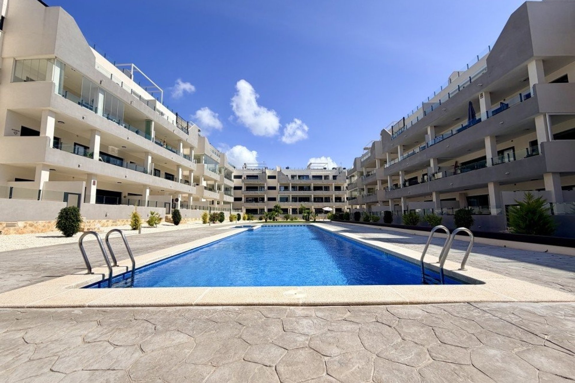 Revente - Apartment -
Orihuela Costa - Costa Blanca