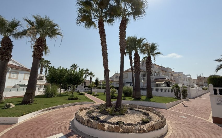 Revente - Apartment -
Orihuela Costa - La Zenia