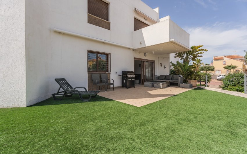 Revente - Apartment -
Orihuela Costa - La Zenia