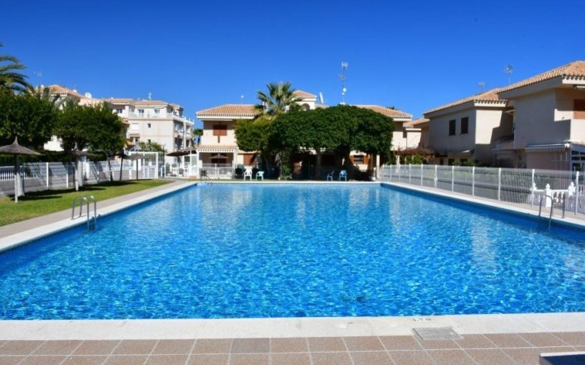 Revente - Apartment -
Orihuela Costa - La Zenia