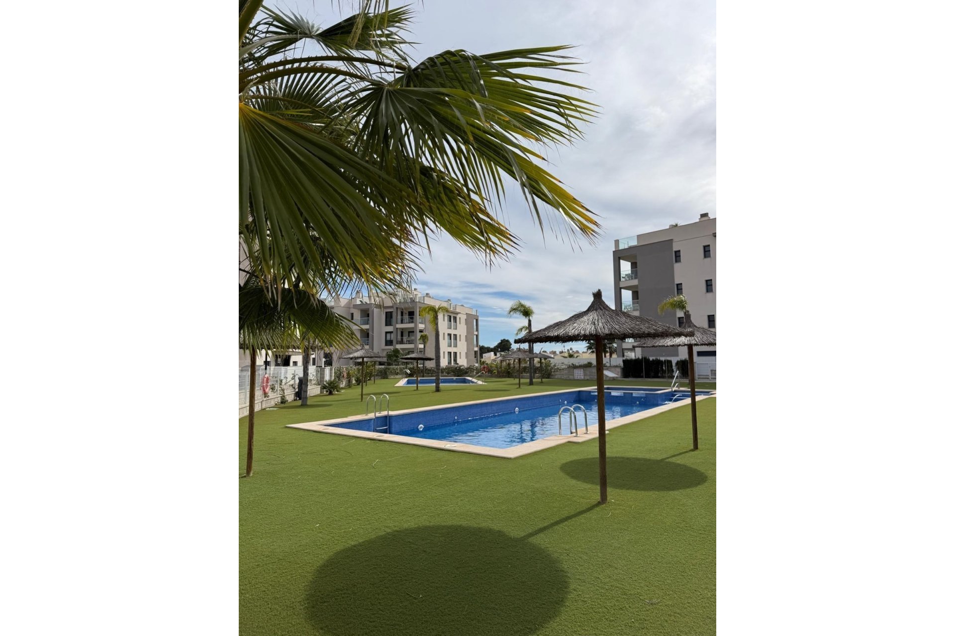 Revente - Apartment -
Orihuela Costa - Las Filipinas