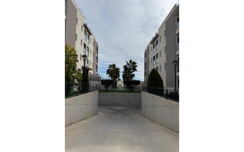 Revente - Apartment -
Orihuela Costa - Las Filipinas