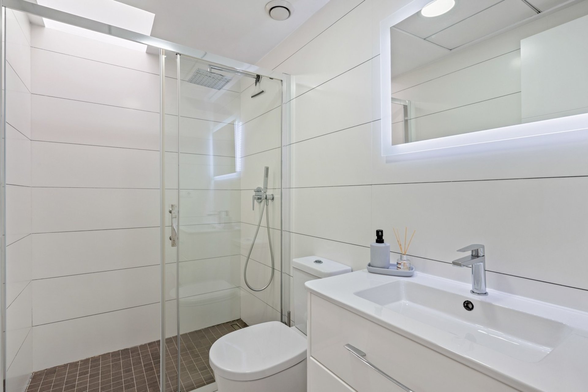 Revente - Apartment -
Orihuela Costa - Las Filipinas