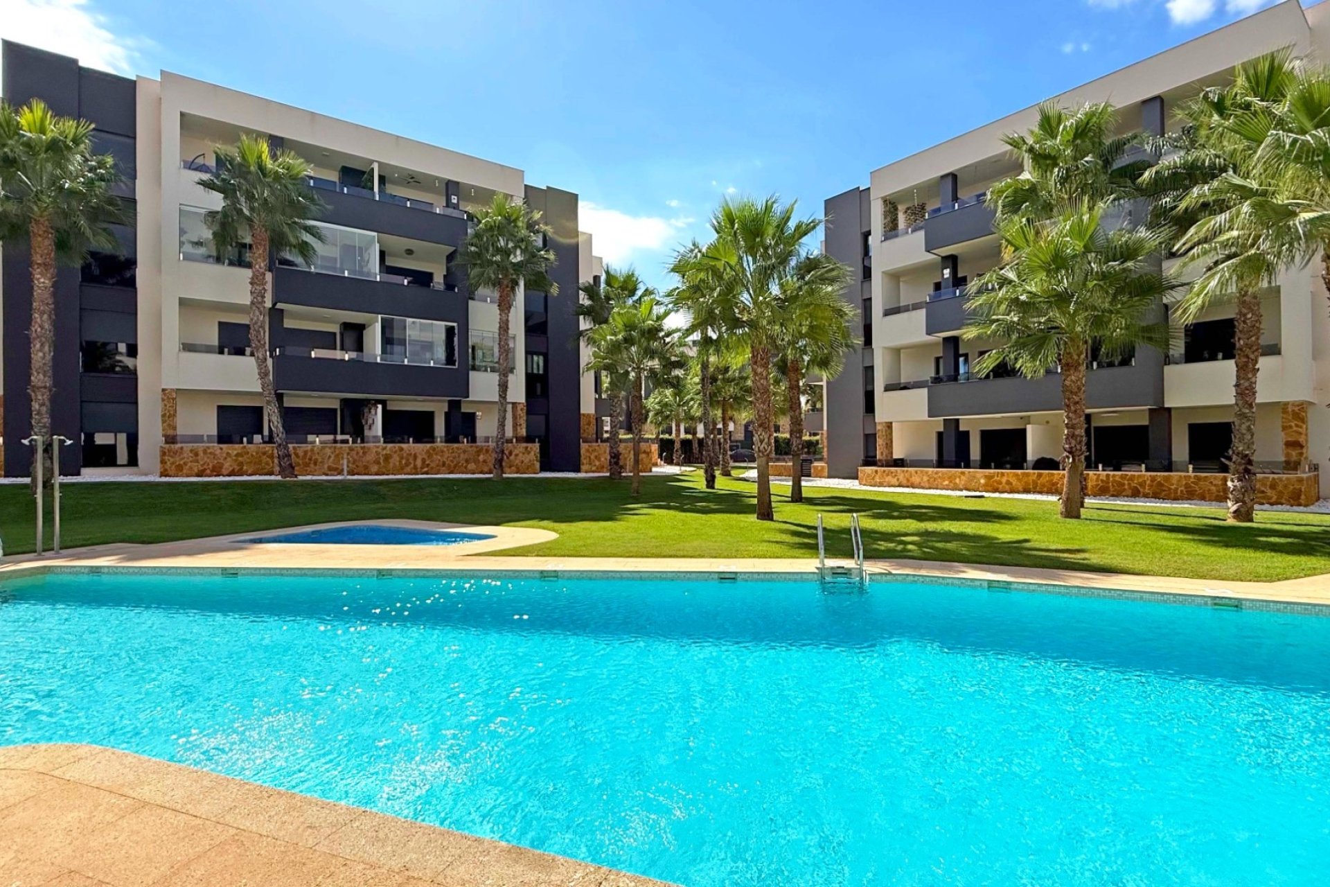 Revente - Apartment -
Orihuela Costa - Los Altos