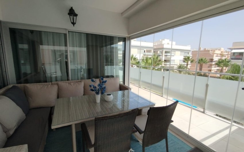 Revente - Apartment -
Orihuela Costa - Los Dolses