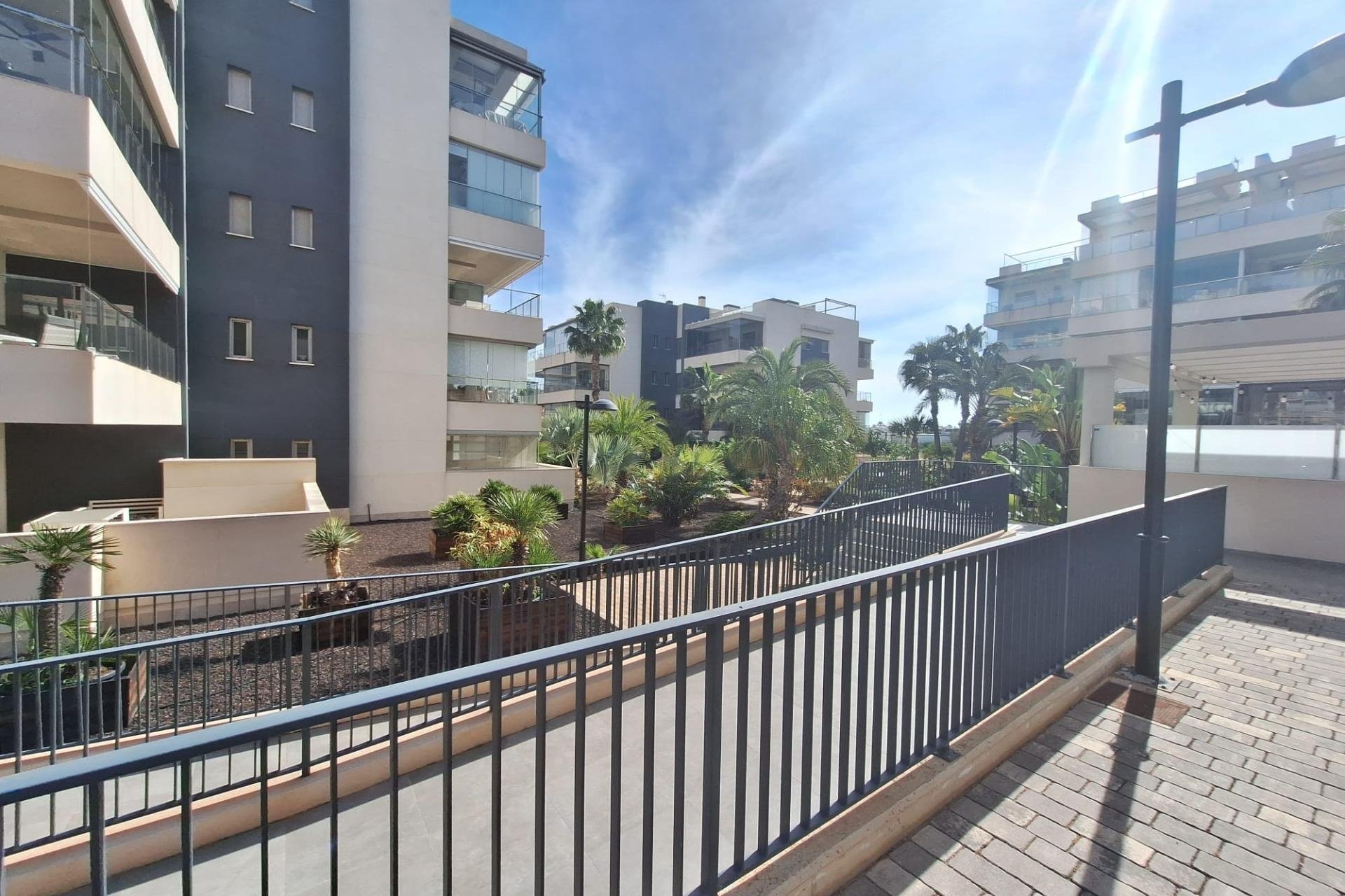Revente - Apartment -
Orihuela Costa - Los Dolses