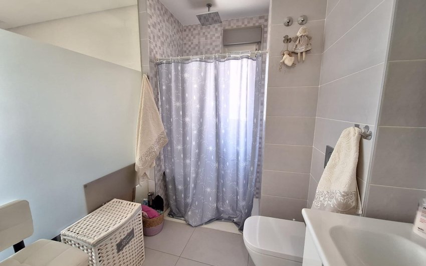 Revente - Apartment -
Orihuela Costa - Los Dolses