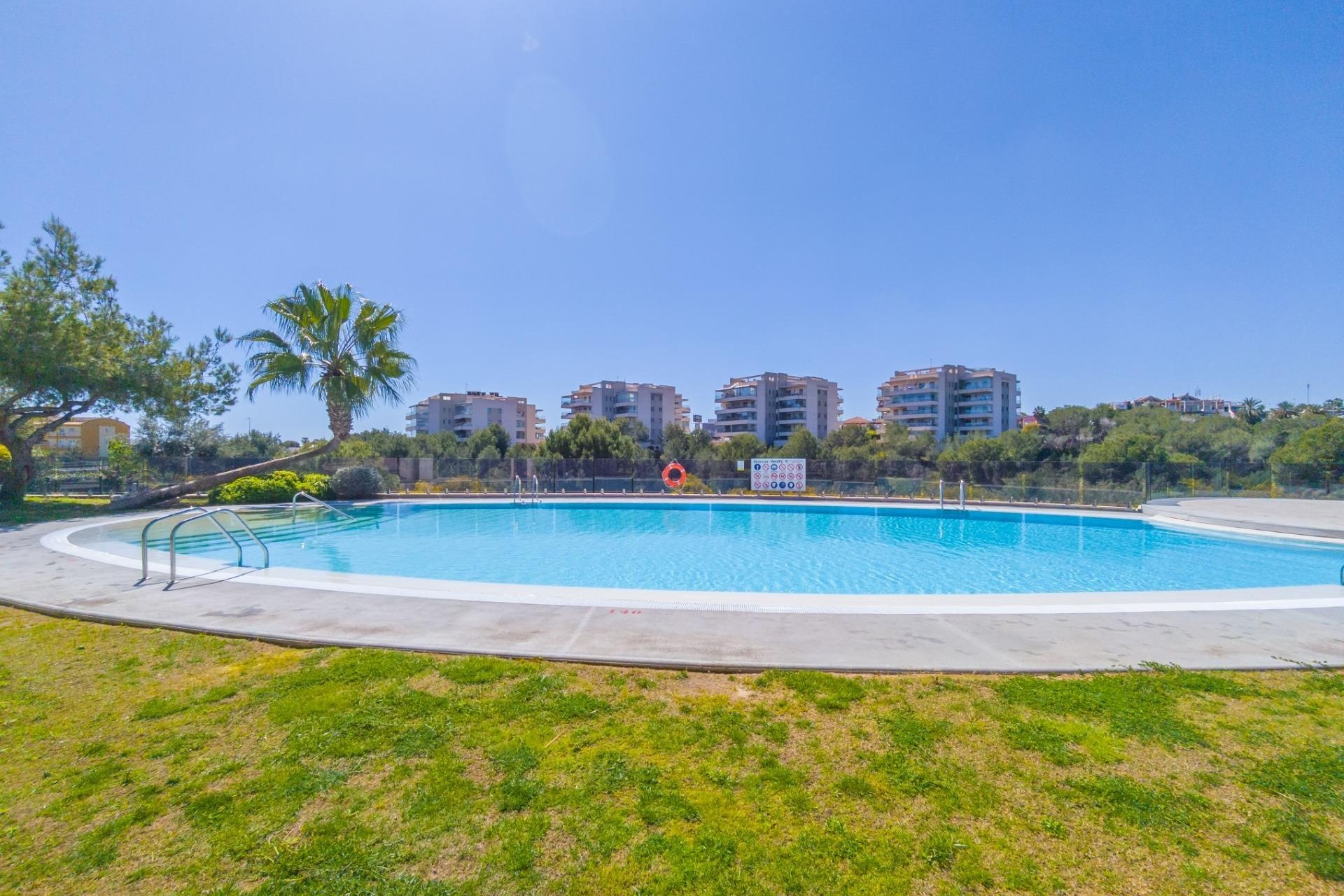 Revente - Apartment -
Orihuela Costa - Los Dolses