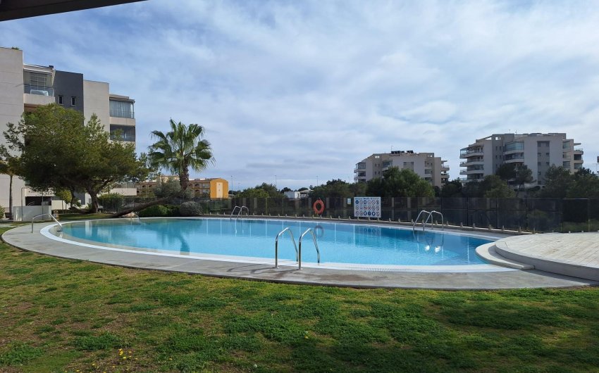 Revente - Apartment -
Orihuela Costa - Los Dolses