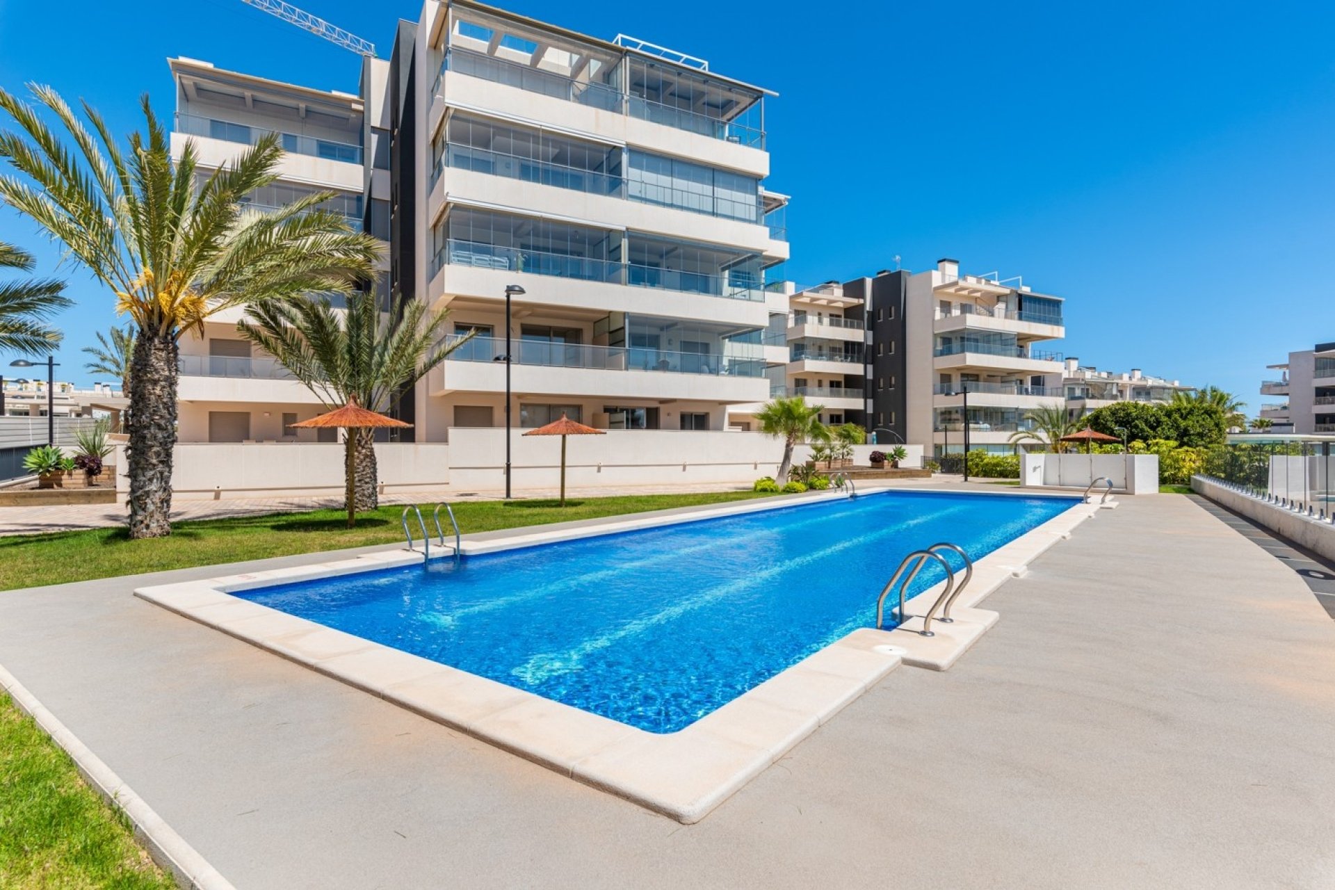 Revente - Apartment -
Orihuela Costa - Los Dolses
