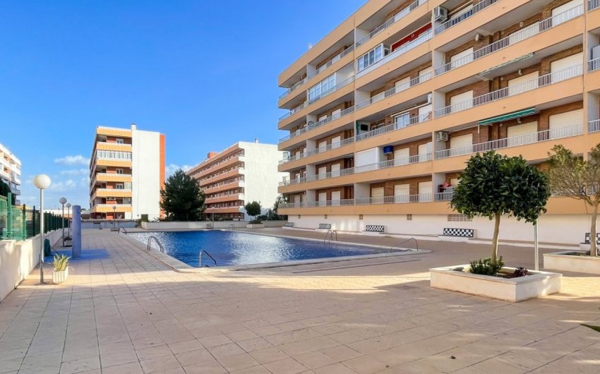 Revente - Apartment -
Orihuela Costa - Punta Prima