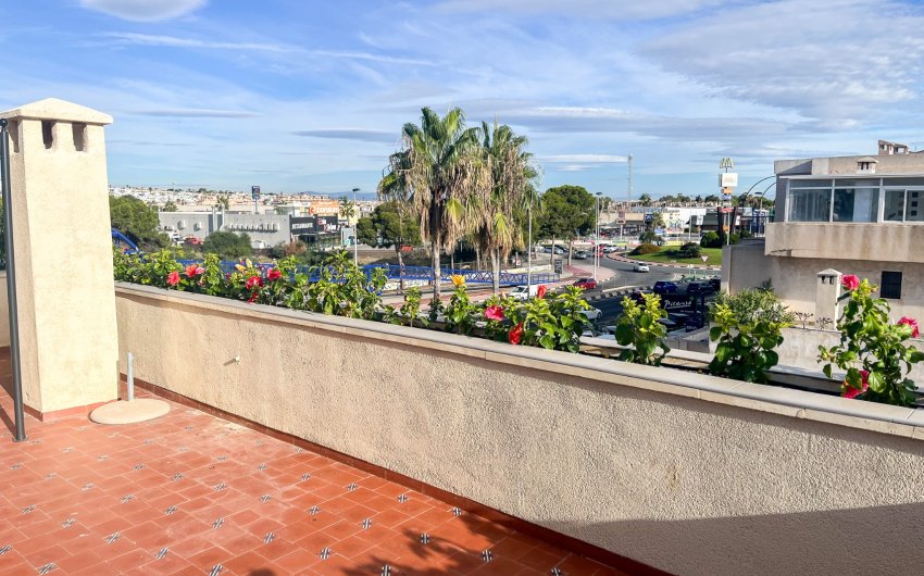 Revente - Apartment -
Orihuela Costa - Punta Prima