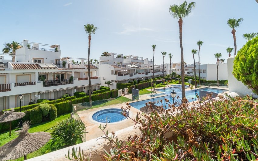Revente - Apartment -
Orihuela Costa - Villamartín