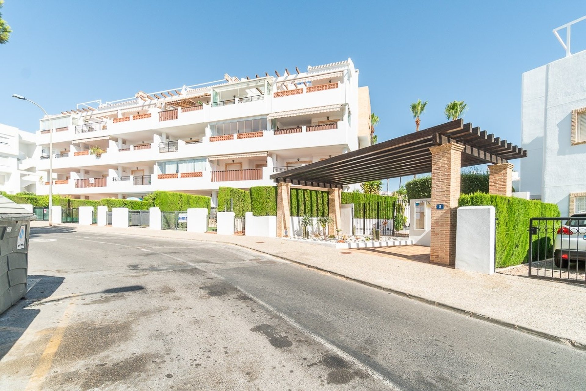 Revente - Apartment -
Orihuela Costa - Villamartín