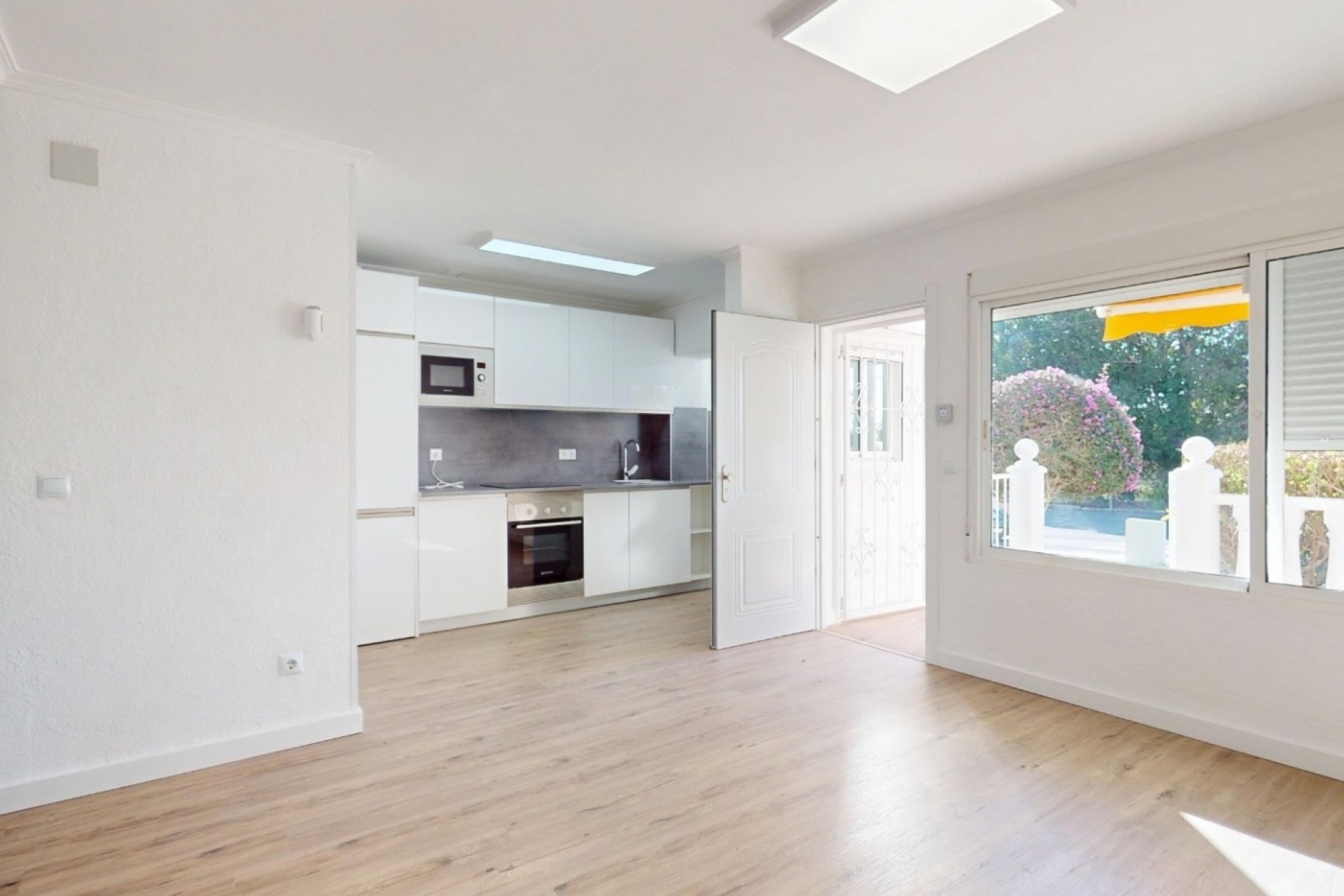 Revente - Apartment -
Orihuela Costa - Villamartín