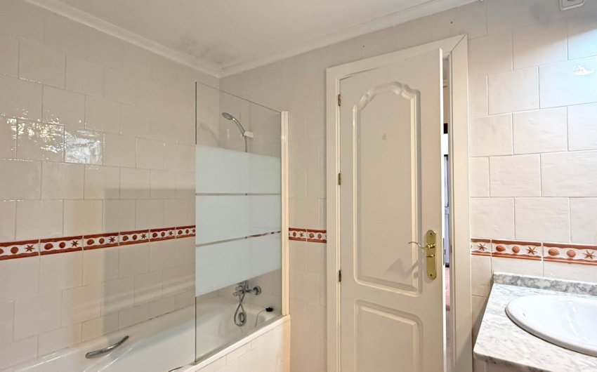 Revente - Apartment -
Orihuela Costa - Villamartín