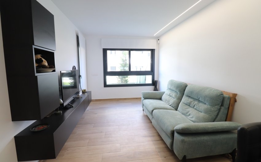 Revente - Apartment -
Orihuela Costa - Villamartin