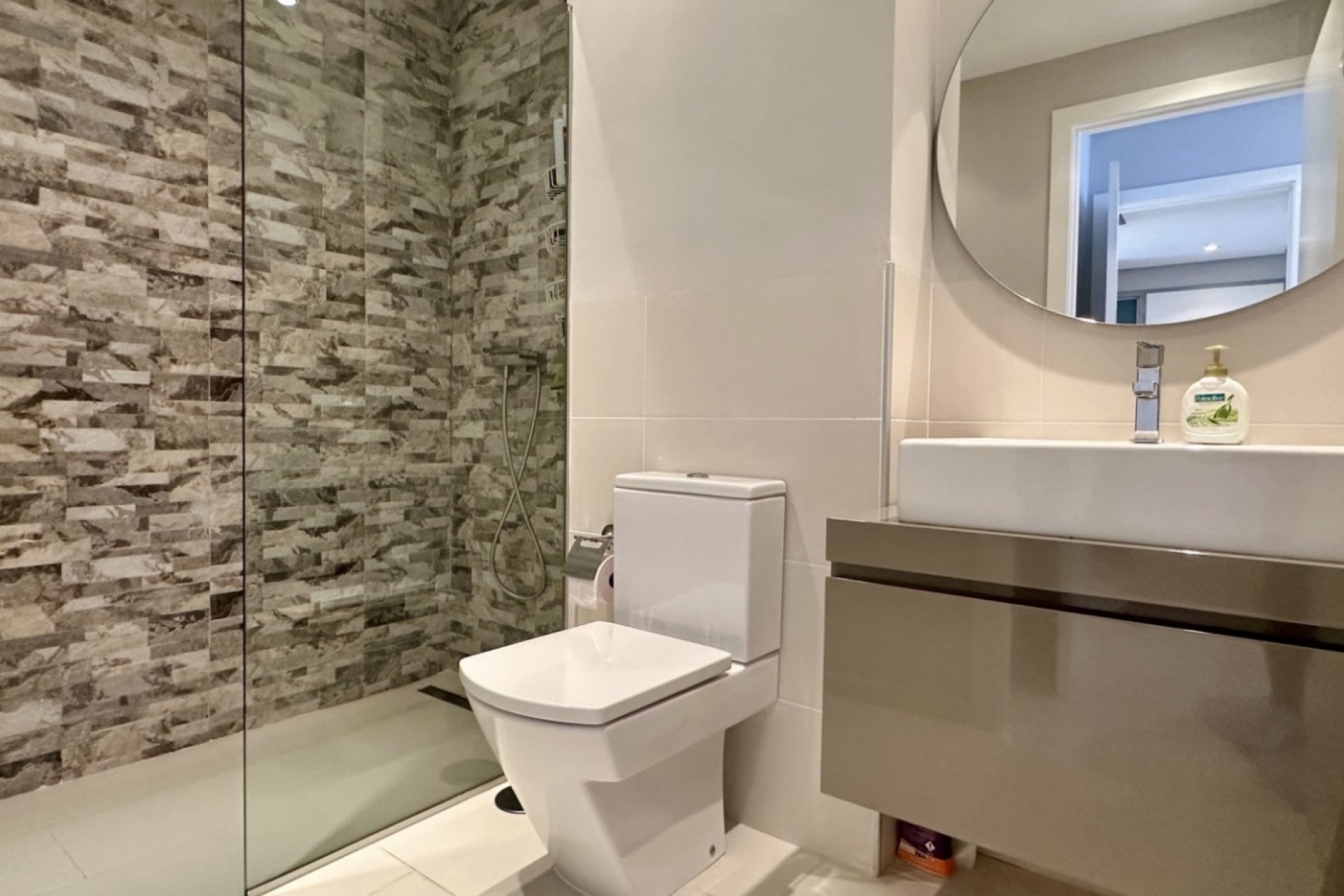 Revente - Apartment -
Orihuela Costa - Villamartín