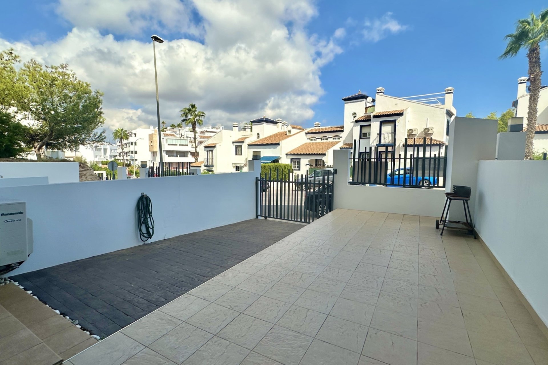 Revente - Apartment -
Orihuela Costa - Villamartín