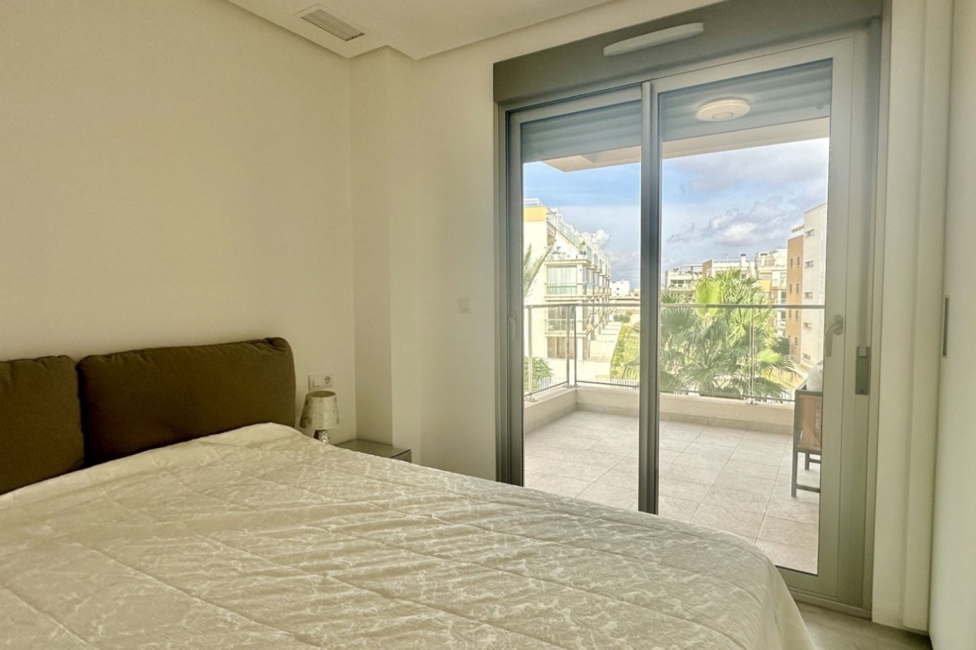 Revente - Apartment -
Orihuela Costa - Villamartín