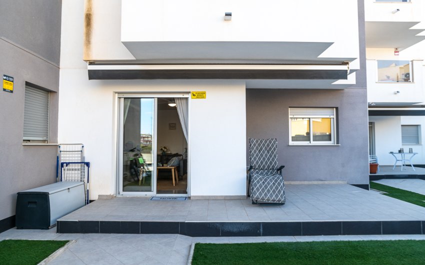 Revente - Apartment -
Orihuela Costa - Villamartín