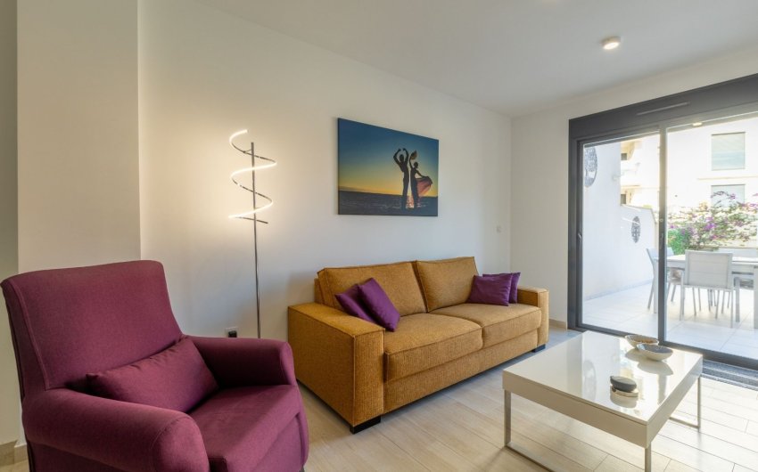 Revente - Apartment -
Orihuela Costa - Villamartín