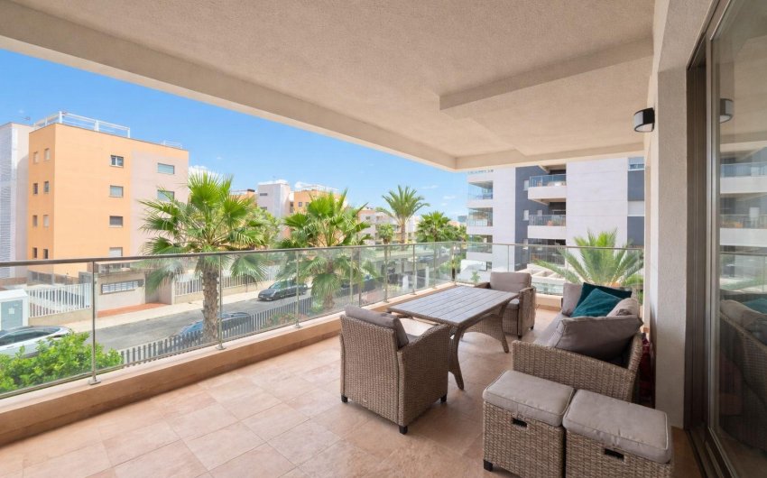 Revente - Apartment -
Orihuela Costa - Villamartín
