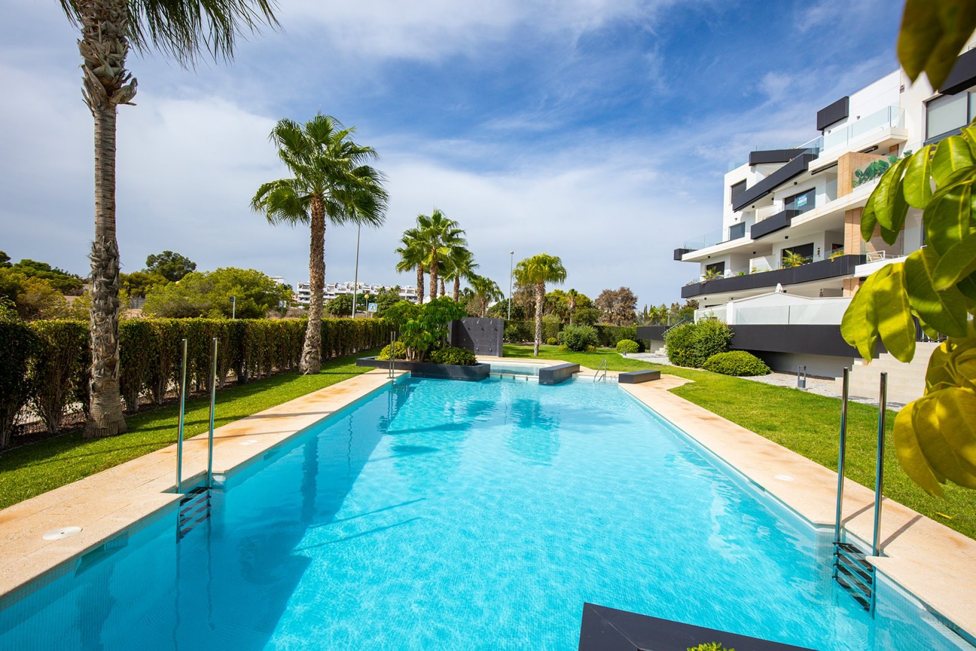 Revente - Apartment -
Orihuela Costa