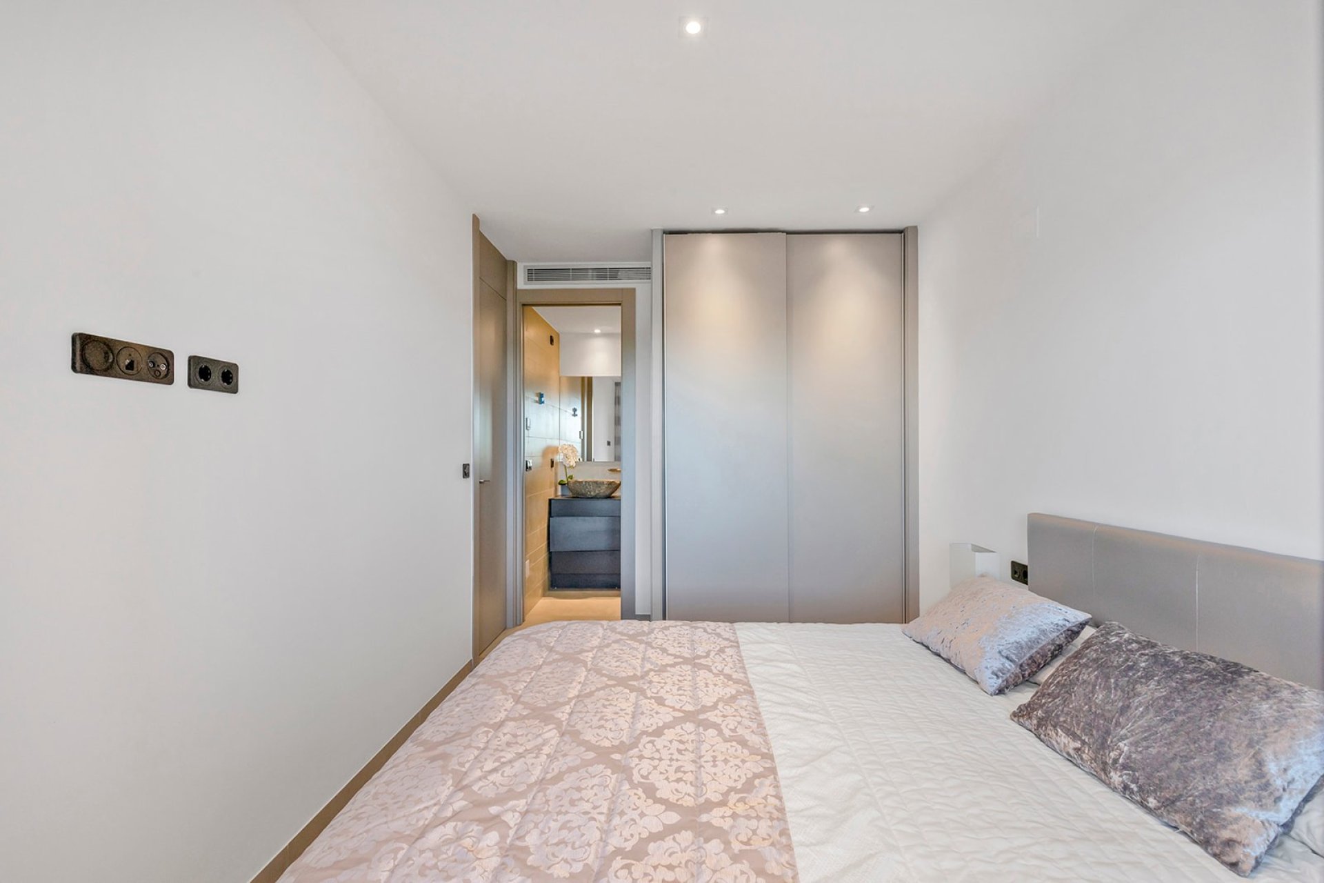 Revente - Apartment -
Orihuela Costa