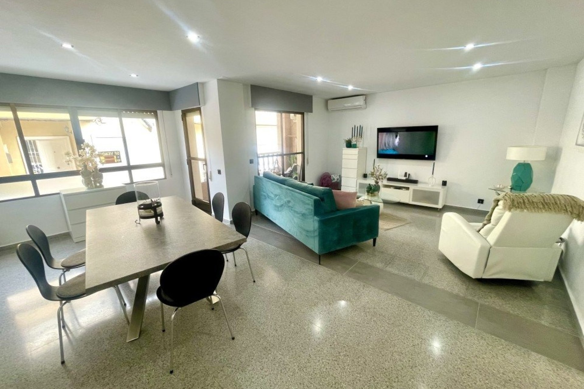 Revente - Apartment -
Orihuela - Inland