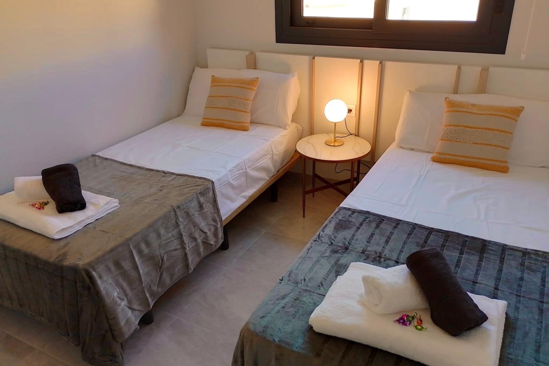 Revente - Apartment -
Orihuela - Inland