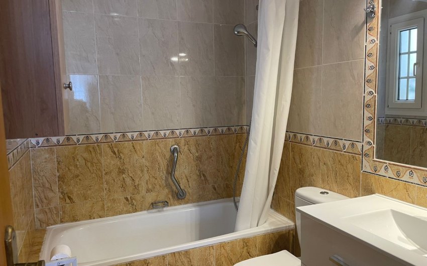 Revente - Apartment -
Orihuela - Villamartín