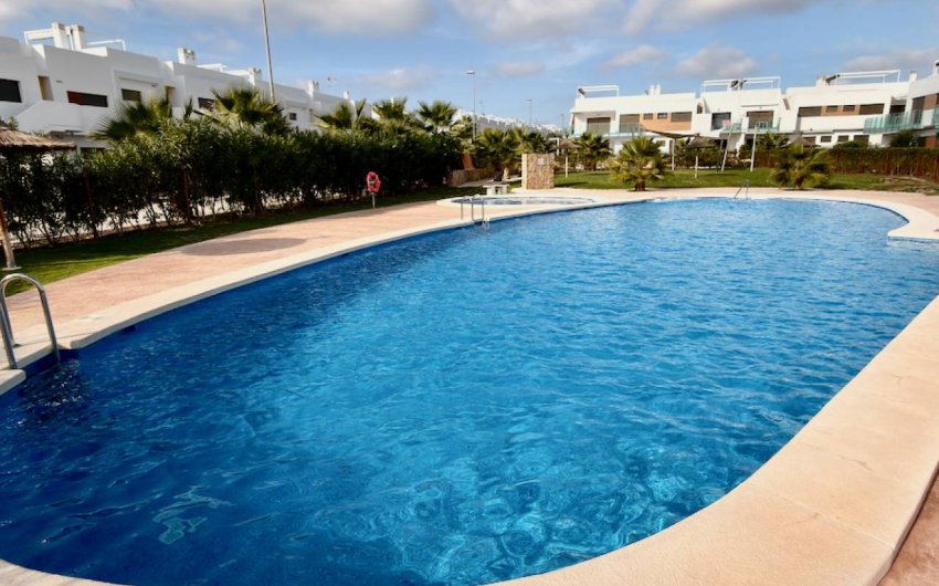Revente - Apartment -
Orihuela - Vistabella