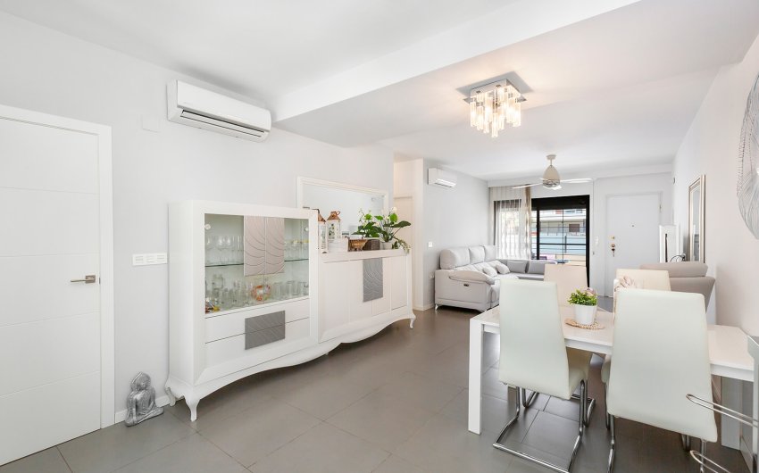 Revente - Apartment -
Pilar de la Horadada - Costa Blanca
