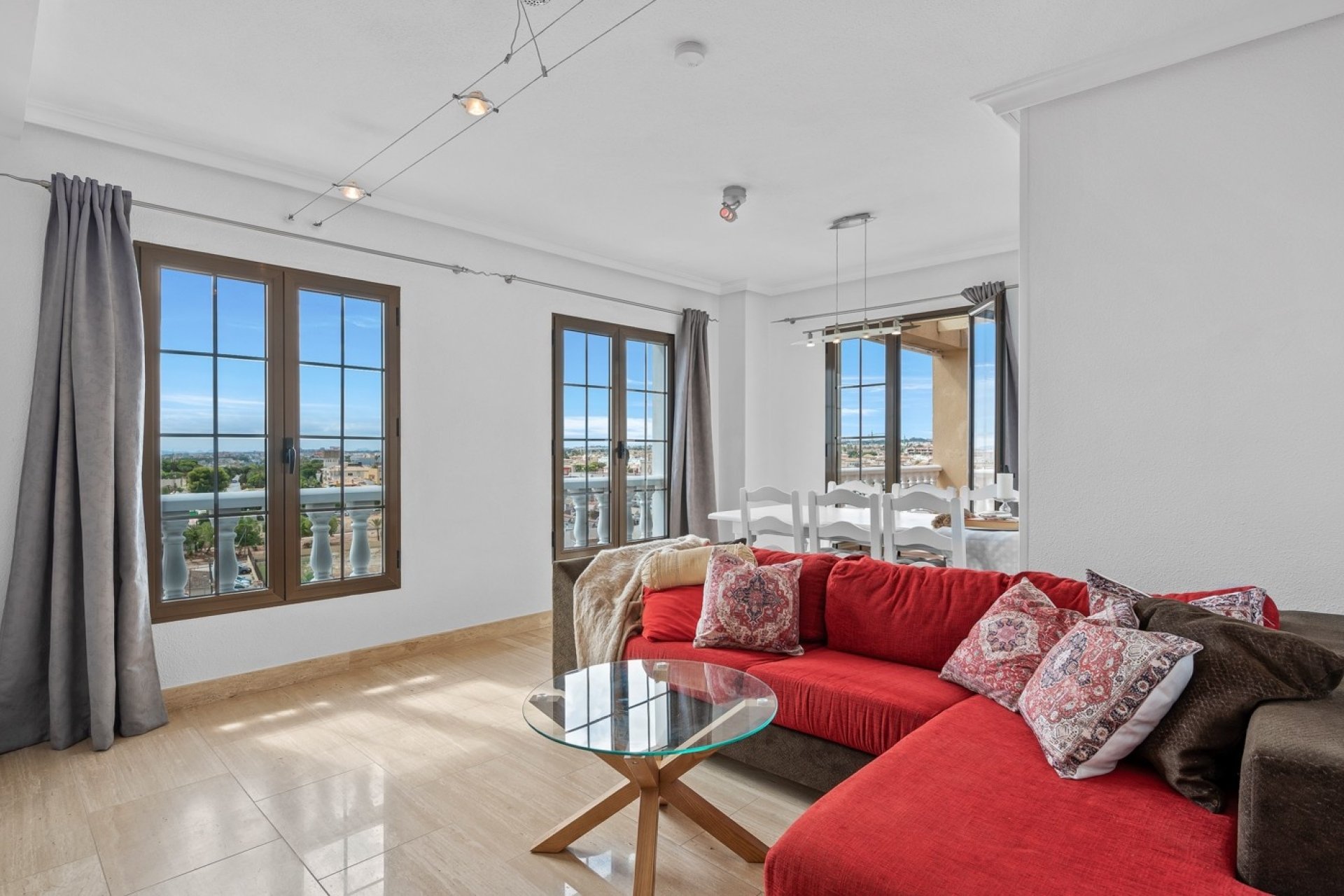 Revente - Apartment -
Punta Prima - Costa Blanca