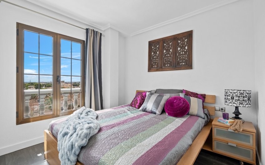 Revente - Apartment -
Punta Prima - Costa Blanca