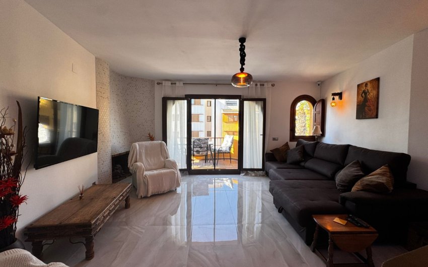 Revente - Apartment -
Punta Prima