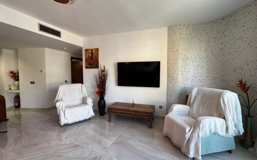 Revente - Apartment -
Punta Prima